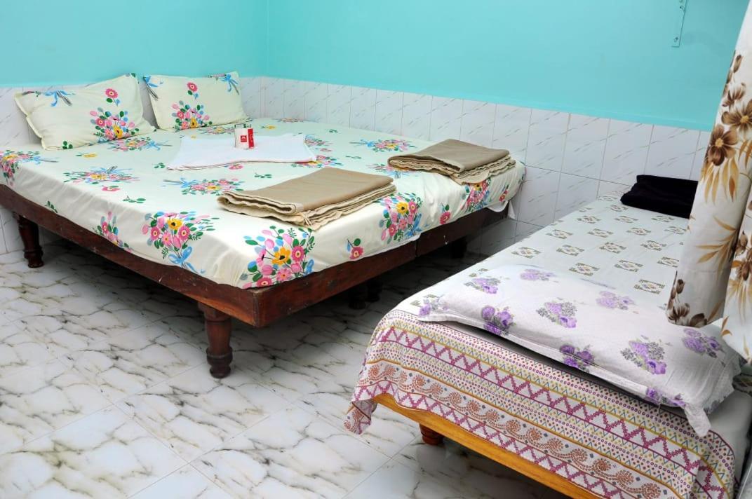 Ranjana Guesthouse Hampi Esterno foto